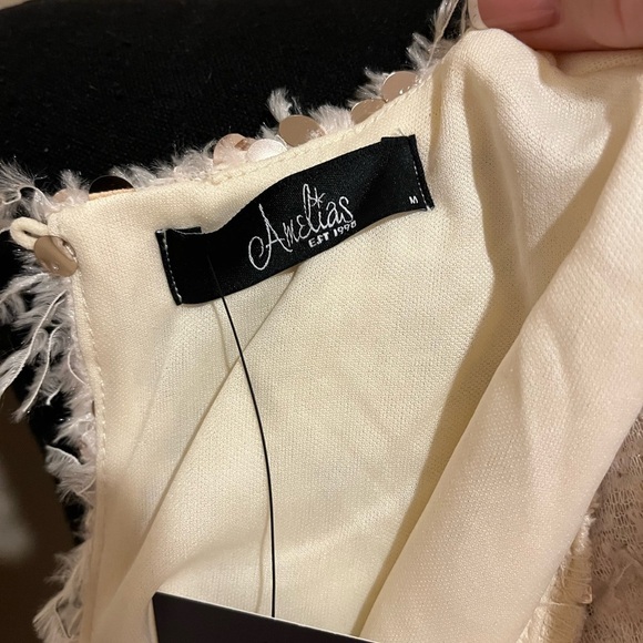 Amelia’s Boutique Cream Sequin & Feather Short Sleeve Crew Neck Top, size M - Picture 9 of 11